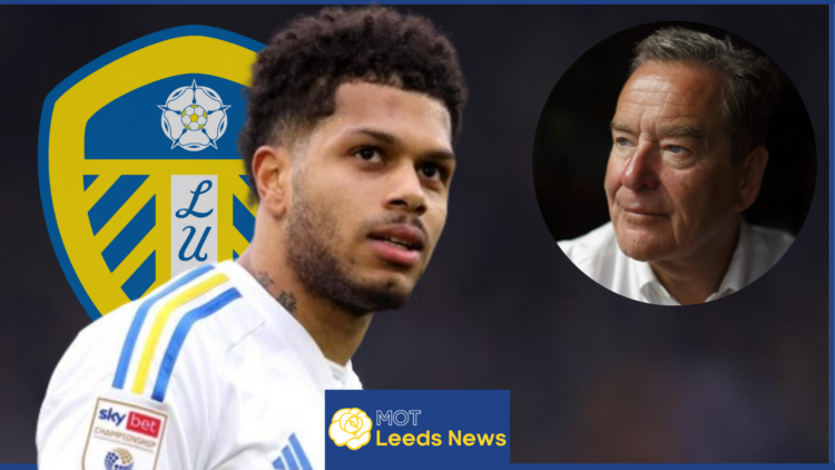 Jeff Stelling and Georginio Rutter with Leeds United badge
