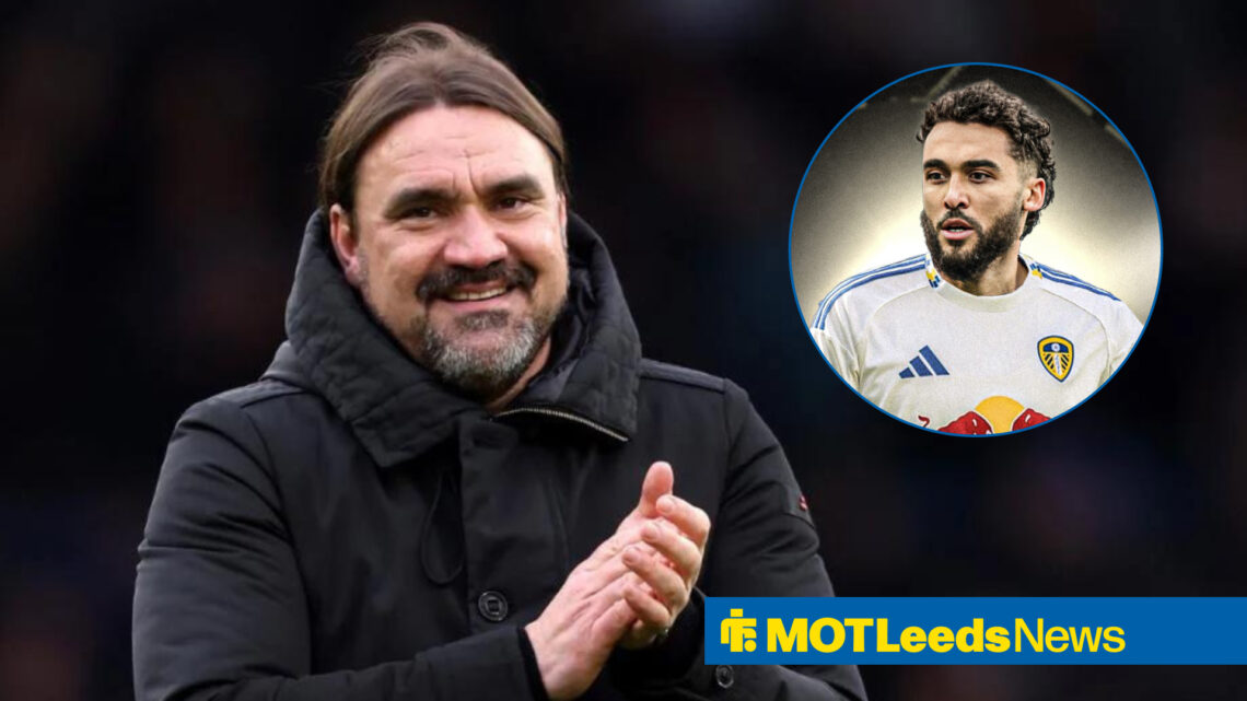 Daniel Farke looking at Dominic Calvert-Lewin in a Leeds kit