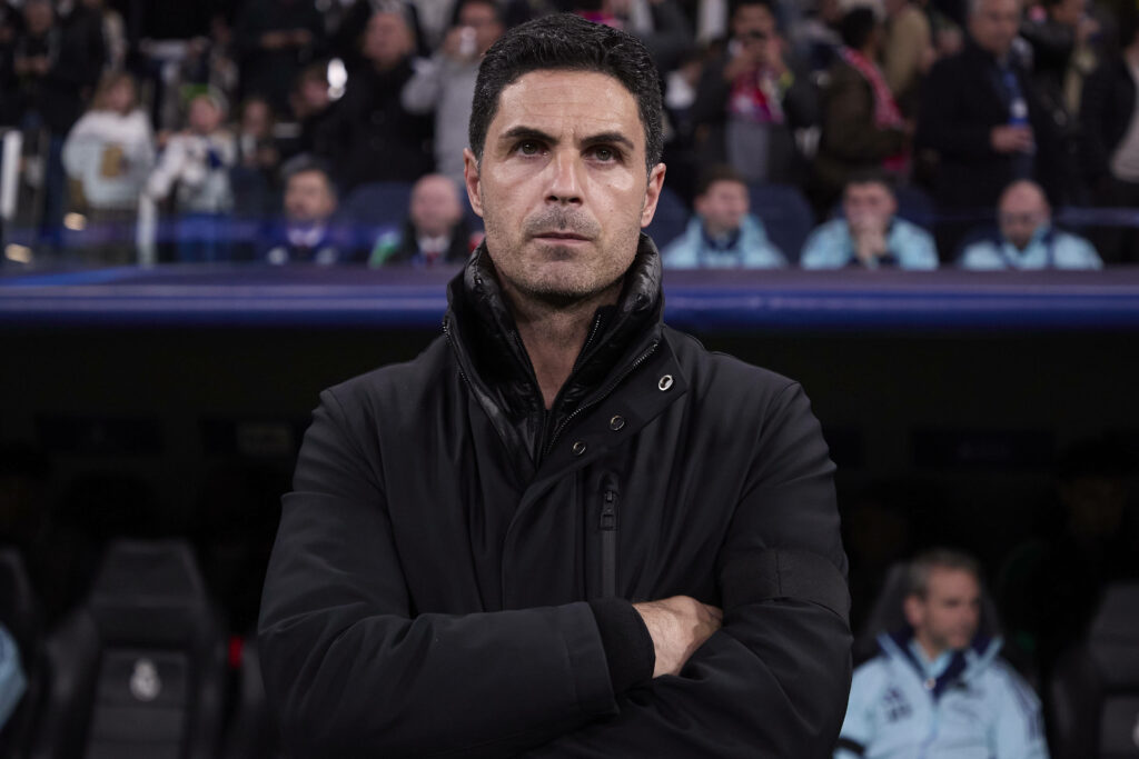 Mikel Arteta with arms crossed