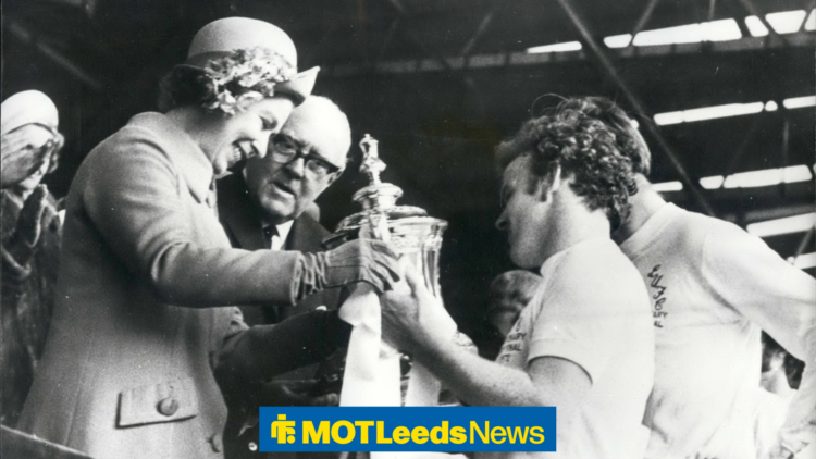 Billy Bremner holding FA Cup