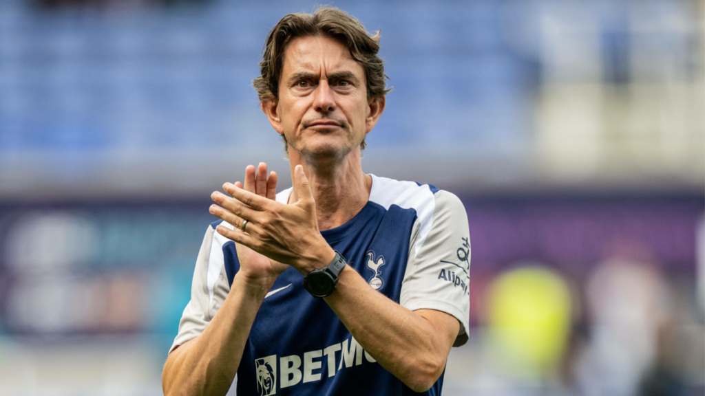 Thomas Frank applauding
