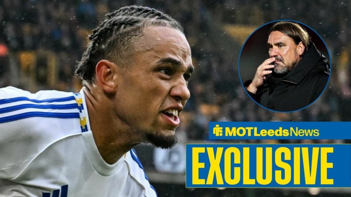 Noah Okafor in Leeds kit with Daniel Farke in frame