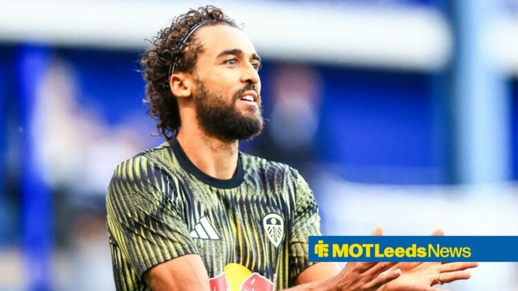 Dominic Calvert-Lewin with his hands out