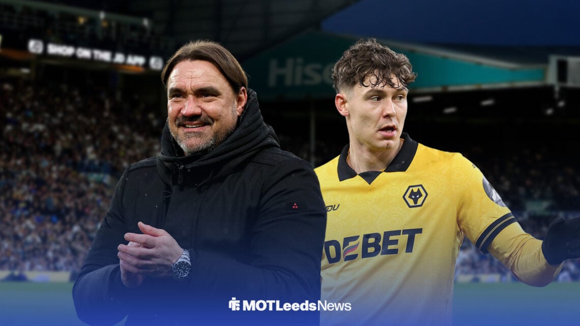 Jorgen Strand Larsen next to Daniel Farke