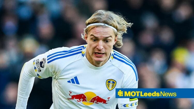 Leeds United's Sebastiaan Bornauw runs with the ball