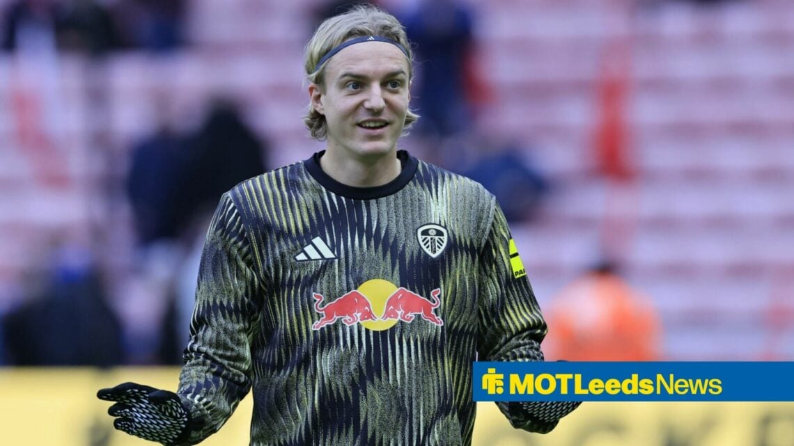 Sebastiaan Bornauw warming up for Leeds United