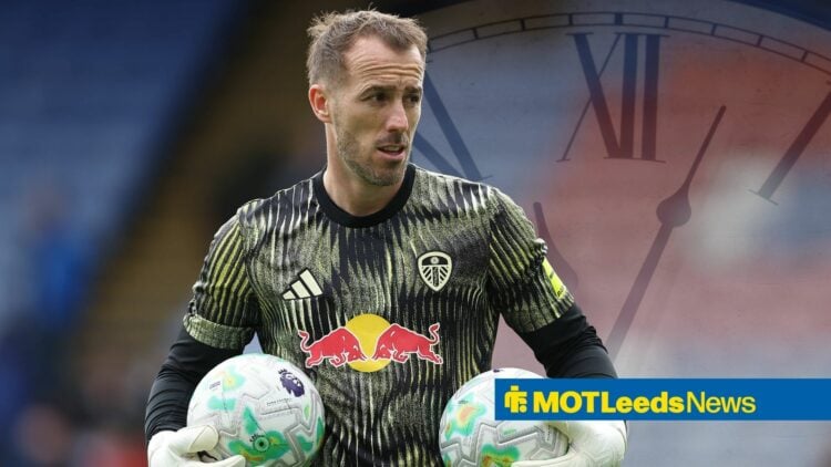 Crystal Palace versus Leeds United goalkeeper Alex Cairns of Leeds United warms up ahead of kick-off