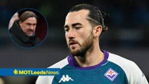 Leeds United manager Daniel Farke looking in the direction of Jack Harrison.